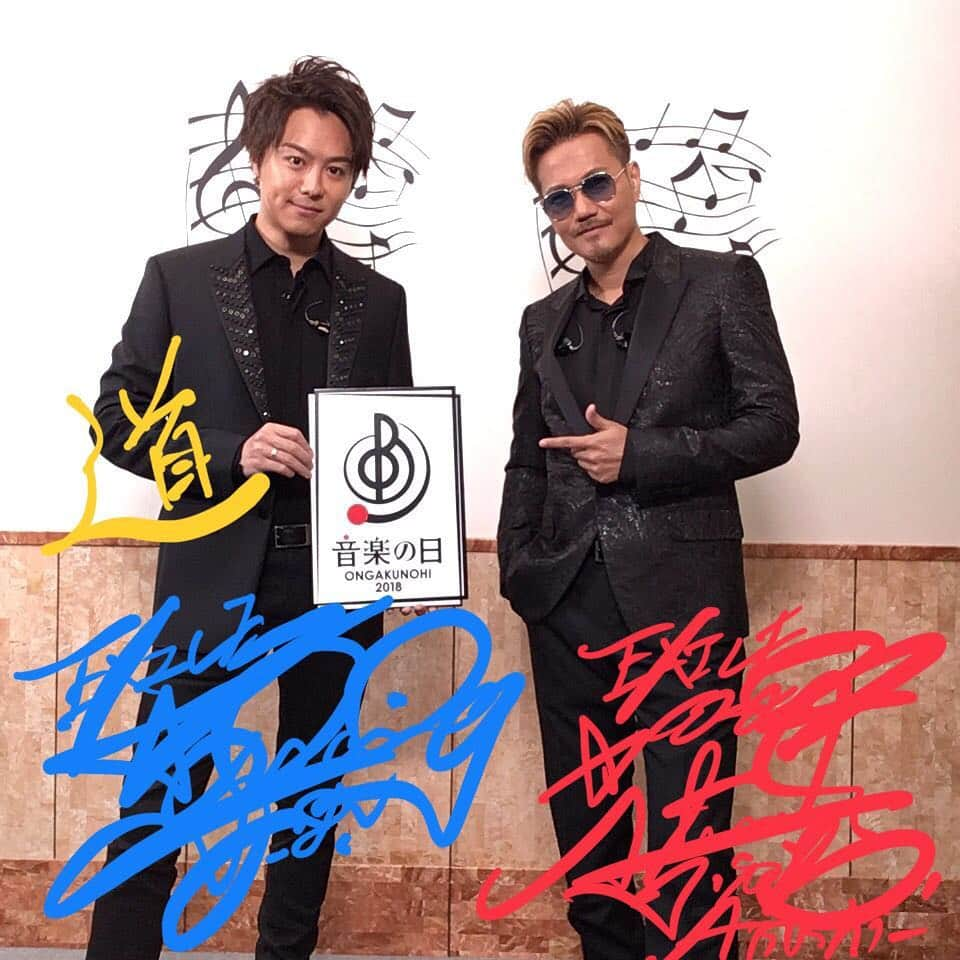 TBS「音楽の日」さんのインスタグラム写真 - (TBS「音楽の日」Instagram)「東京・沖縄・広島・福島・北海道・台湾の６箇所を同時中継で繋いで EXILE ATSUSHIさん・EXILE TAKAHIROさんと一緒に 卒業ソングとして人気の高いアノ名曲「道」を大合唱！ #音楽の日 #EXILE #ATSUSHI #TAKAHIRO #EXILEATSUSHI #EXILETAKAHIRO #中継 #TBS」7月14日 19時36分 - tbs_ongaku