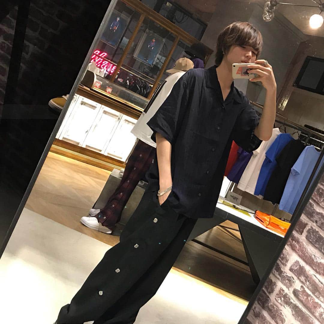 はやしんさんのインスタグラム写真 - (はやしんInstagram)「最近スキニーとか暑苦しくて履けない。 #yohjiyamamoto #myne」7月14日 20時34分 - hayashinlaters
