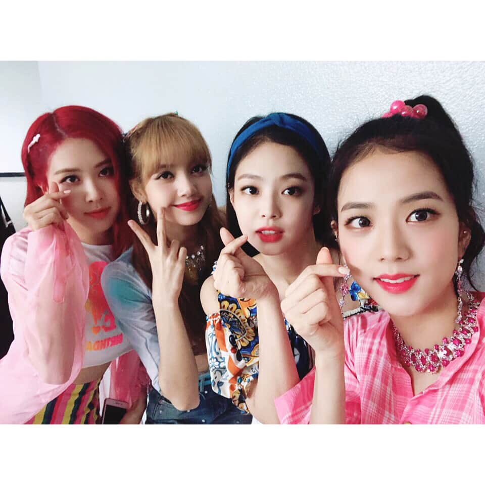 BLACKPINKのインスタグラム