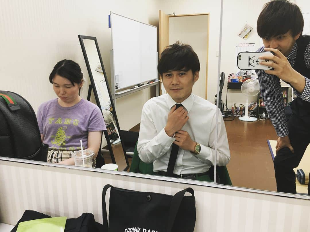 石井輝明さんのインスタグラム写真 - (石井輝明Instagram)「せいこにいい写真撮ってもらった。 笑かしよるでほんまに。  #尼神インター誠子  #トット多田さん #コマンダンテ石井  #笑顔 #写真撮るとき写真屋さんで赤ちゃん笑かす感じで笑かしてくれる #ええオカンになりそう #沼津 #今日は沼津で単独 #よろしくお願いします」7月15日 16時21分 - comandanteishii