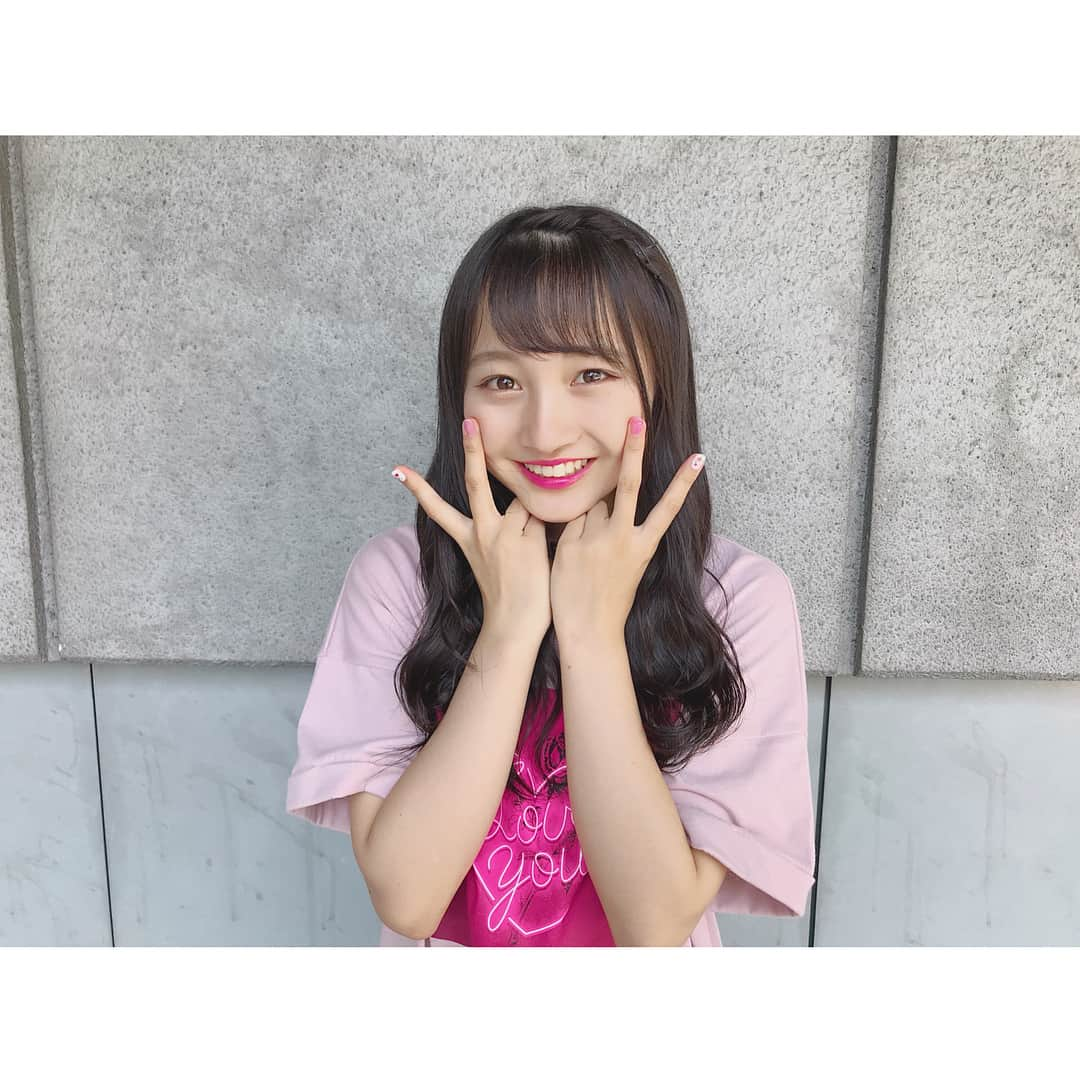 山本彩加さんのインスタグラム写真 - (山本彩加Instagram)「握手会ありがとうございました🙏🏻✨ 皆さんに会えてたくさんお話が出来て幸せです💗 #ミスセブンティーン2018 の応援メッセージもありがとうございます💕💕 ・ ・ #やんコーデ  #ankrouge  #bubbles  #シースルー前髪」7月15日 16時32分 - ayaka48_yanyan