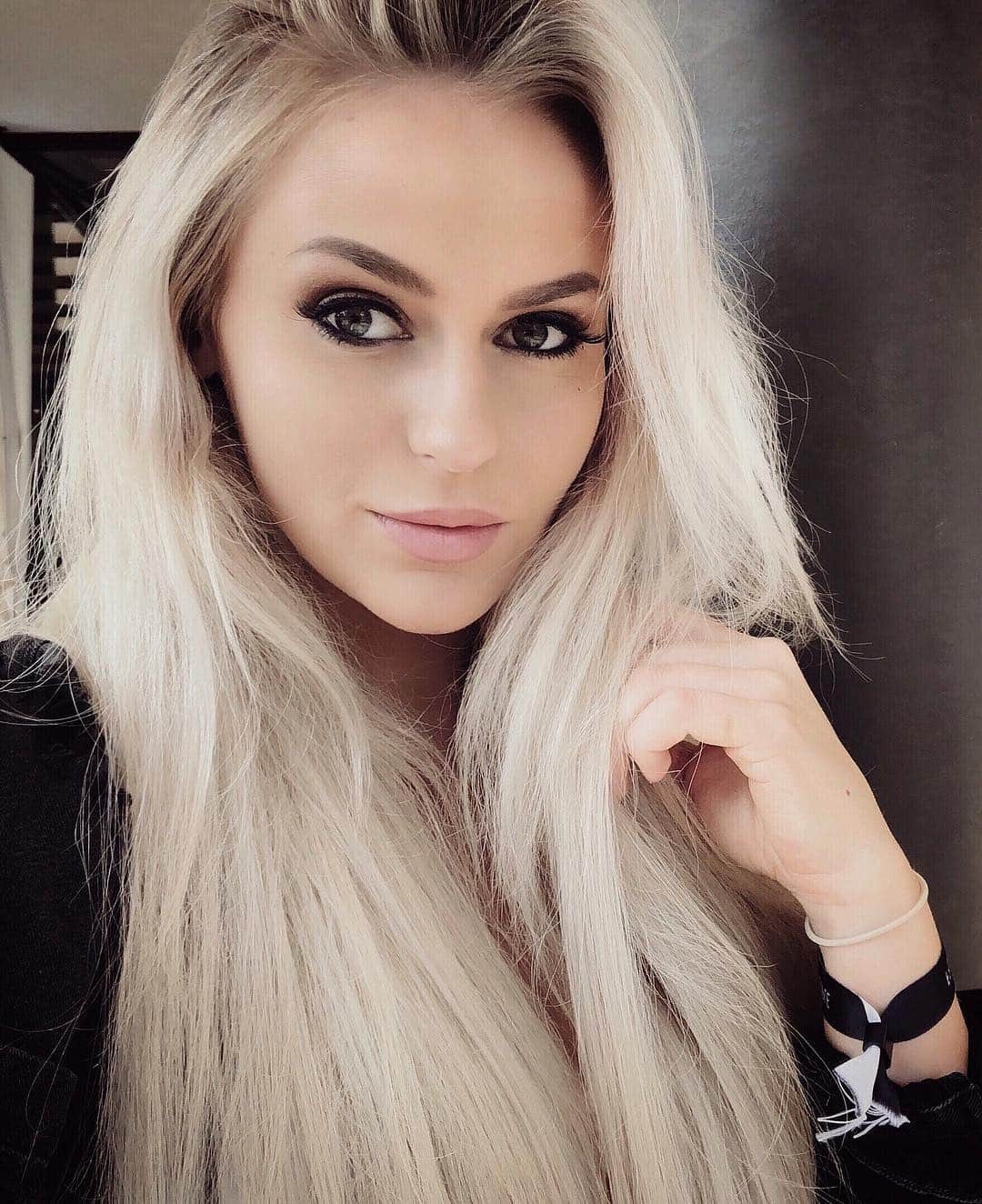 Anna Nyströmのインスタグラム：「💗」