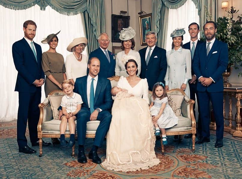 キャサリン（ケンブリッジ公爵夫人）のインスタグラム：「Prince Louis' Christening Portraits Released」