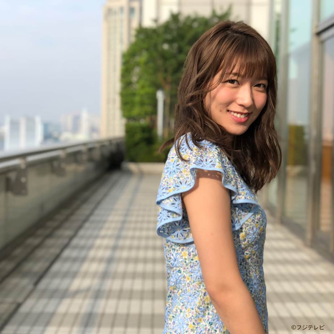 フジテレビ「めざましテレビ」さんのインスタグラム写真 - (フジテレビ「めざましテレビ」Instagram)「7月17日（火）きょう何着て行く？ ・ ファッション雑誌CanCamとコラボした お天気コーナー「きょう何着て行く？」 阿部華也子ちゃんの毎日のコーデを紹介♪ ・ 【きょうのコーデ】 夏のお出かけシーンにぴったりなワンピーススタイル👗 小さな花柄が描かれた生地の上にさらにお花の刺繍をトッピングした絵になるワンピースです🌺 足の先までブルー系で統一して清涼感もプラスしました🏄🏻‍♀️ ・ 【コーデのポイント】 ワンピース→#31Sonsdemode 1万2000円 靴→#セヴントゥエルヴサーティ 2万円 ピアス→#グロッセ 2万2000円 ・ #めざましテレビ #きょう何着て行く？ #阿部華也子 #今日のコーデ#コーデ #CanCam #今日のファッション#ootd #きょう何着て行く？は月〜金朝6時22分ごろ放送！」7月17日 12時34分 - mezamashi.tv