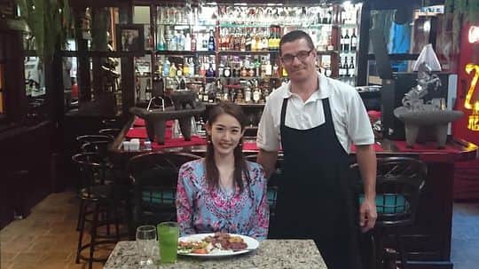のインスタグラム：「@satomi_pijou コスタリカの定番 ランチプレート、”#カサード ”🍽️⭐ . お皿の上には牛肉の炒め物、黒豆の煮込み、サラダ等の様々なおかずが彩り鮮やかに盛り付けられています😋🍴 . 味付けもクセの強い物はなく、日本人の口に合うものばかり🎵 正直、こんなに美味しいとは思っていませんでした😲❣️ . 私は特に、#牛肉の炒め物 と #焼きバナナ がお気に入り😆⤴️💓 . OAで紹介されたお店「Restaurante La Criollita」は、味も接客も良く、おすすめのレストランです⭐ サン・ホセに行った際には是非行ってみてくださいね😋🎶 ・ ・ ・ #レストランテラクリオジータ　 #RestauranteLaCriollita #定食屋さん #定番 #ランチプレート #サンホセ #SanJosé #中米 #CostaRica _ #ABCテレビ #朝日放送テレビ #朝だ生です旅サラダ #旅サラダ #旅サラダガールズ #8期生 #武井沙都美 #OL #海外 #旅 #travel #trip」