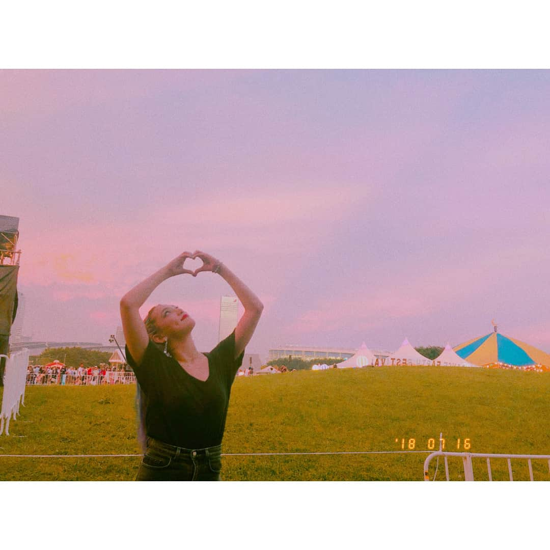 須田アンナさんのインスタグラム写真 - (須田アンナInstagram)「. LOVE IS HERE.♥️☁️🌈」7月18日 20時38分 - annastagram.official