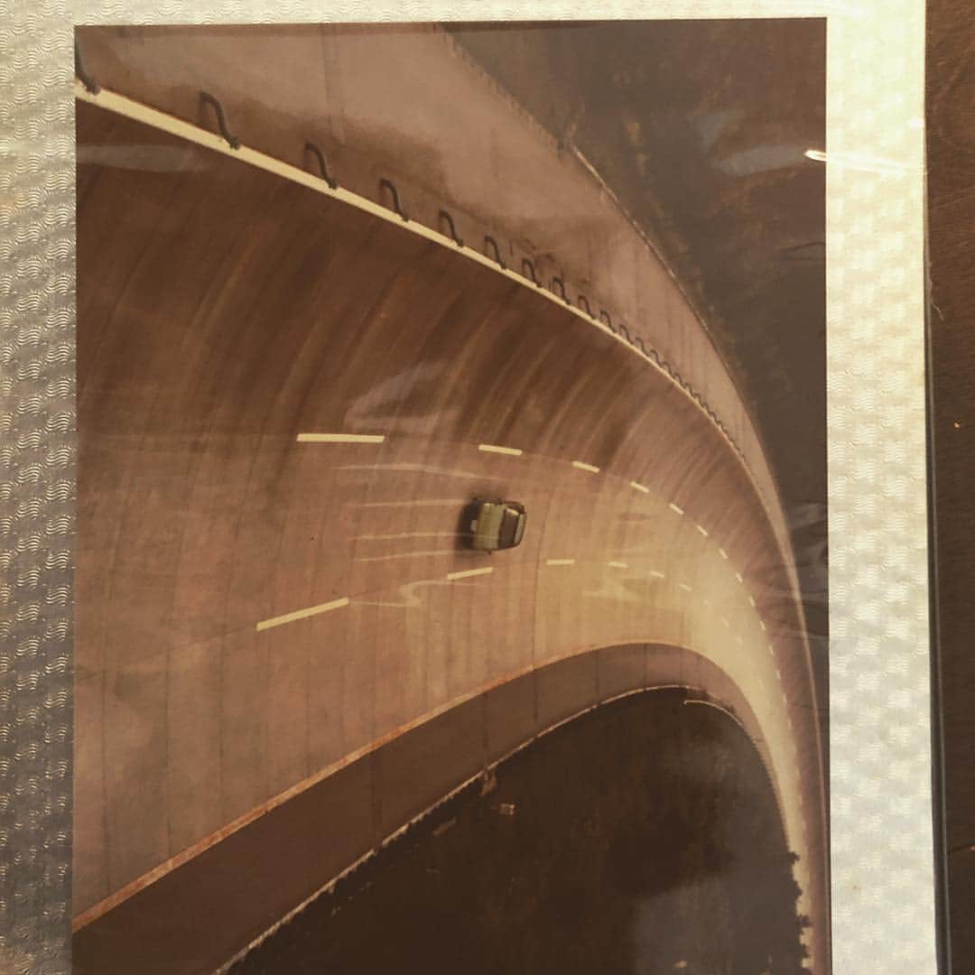 三田佳子さんのインスタグラム写真 - (三田佳子Instagram)「明らかに道がおかしい。三田佳子たち」7月19日 9時54分 - mitayoshiko445baaba