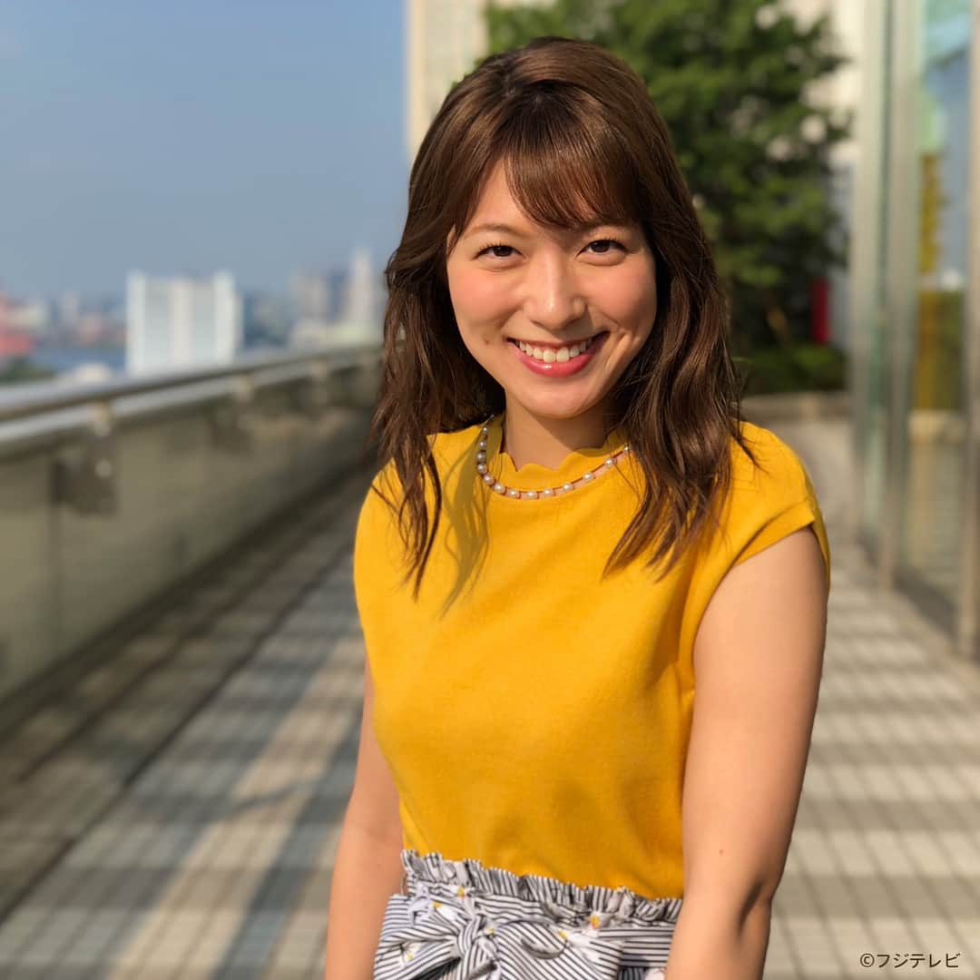 フジテレビ「めざましテレビ」さんのインスタグラム写真 - (フジテレビ「めざましテレビ」Instagram)「7月19日（木）きょう何着て行く？ ・ ファッション雑誌CanCamとコラボした お天気コーナー「きょう何着て行く？」 阿部華也子ちゃんの毎日のコーデを紹介♪ ・ 【きょうのコーデ】 ニット→#MISCHMASCH 5300円 スカート→#ROYALPARTY 6900円 靴→#セヴントゥエルヴサーティ 2万円 ピアス→#グロッセ グラッセ 1万2000円 ・ 【コーデのポイント】 きょうは定番スタイルにひと工夫した“ちょい盛り”コーデ✨ マスタードイエローのトップスは 波を打ったようなスカラップデザインの首元に パールを“ちょい盛り”したアイテム👚 スカートはストライプ柄に花柄をちょい盛りした 存在感抜群のアイテムです👗 ・ #めざましテレビ #きょう何着て行く？ #阿部華也子 #今日のコーデ#コーデ #CanCam #今日のファッション#ootd #きょう何着て行く？は月〜金朝6時22分ごろ放送！」7月19日 12時07分 - mezamashi.tv