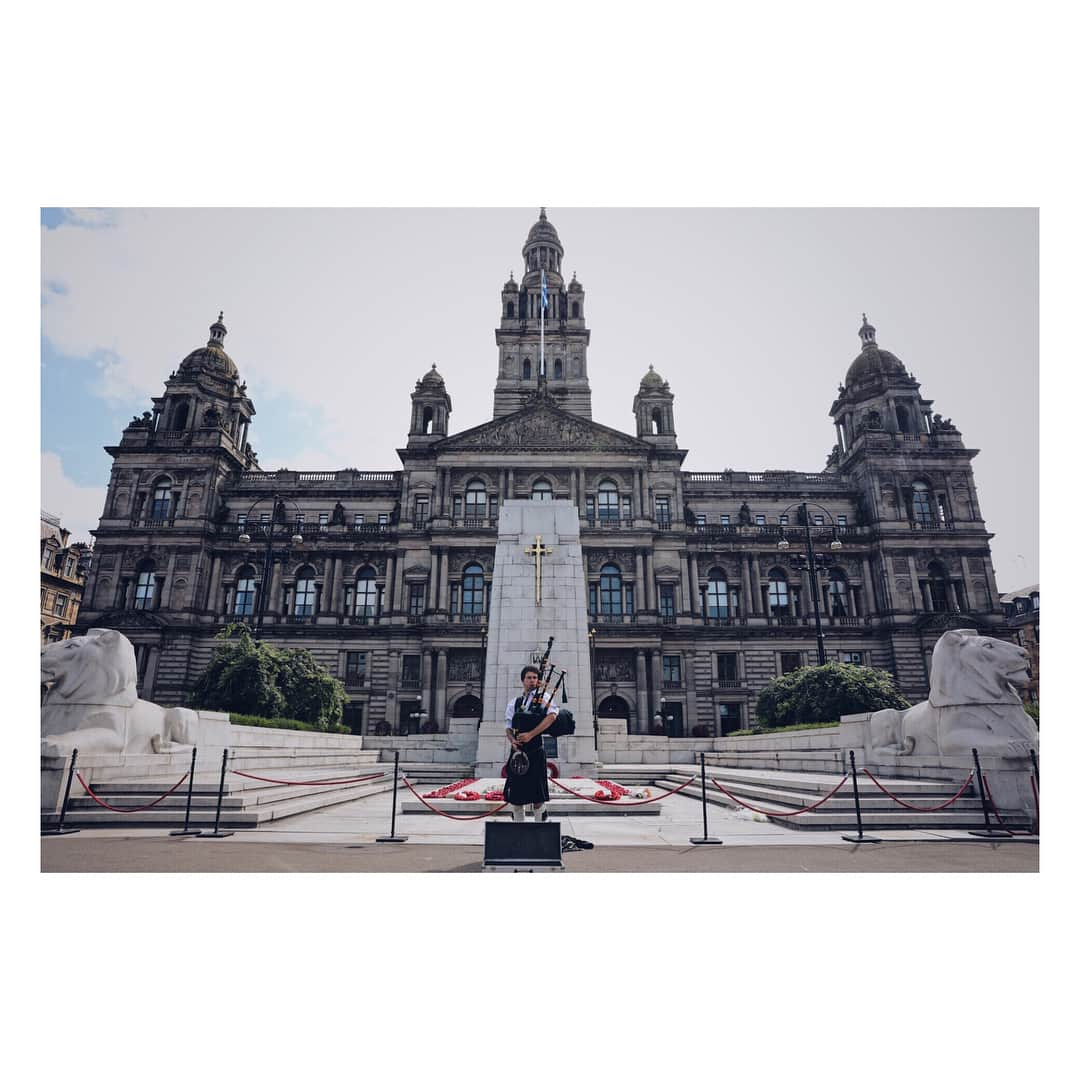 イ・ジョンジンさんのインスタグラム写真 - (イ・ジョンジンInstagram)「오랜만에 카메라를들고 길을 나섰다.. #scotland #glasgow #snap」7月19日 14時42分 - jung.jin.lee_