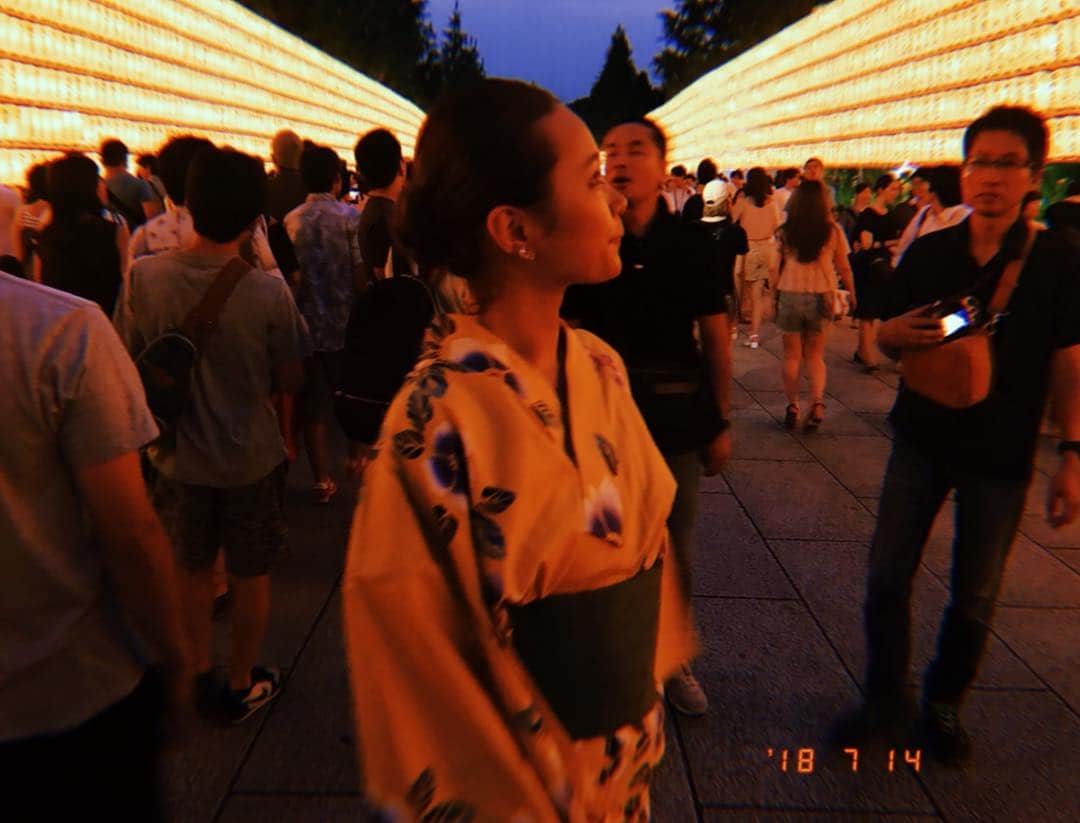 二宮愛のインスタグラム：「#Japanese #Matsuri ________________ Too crowded, we left within less than 15mins ...haha ________________ #summer #japan #yukata #fashion」