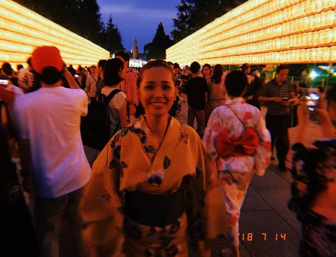 二宮愛のインスタグラム：「#japanese #matsuri ________________ I’m good at smiling. Inside, I’m dying cause it was too hot, and the place was too crowded. ________________ #smile #japan #yukata #style #fashion #havefun #instagood #toohot #humid」