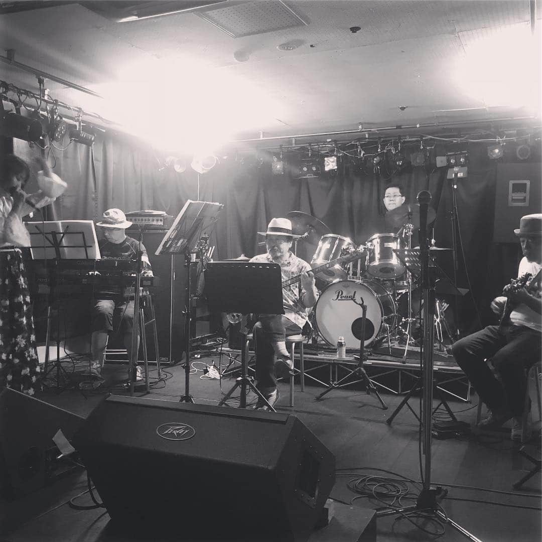 hinacoさんのインスタグラム写真 - (hinacoInstagram)「リハーサルに遊びに来たよ♪ #SmallMercy #会津若松 #ライブハウス #karan堂  #旧BARDLAND #素敵✨」7月19日 21時56分 - hinaco_official