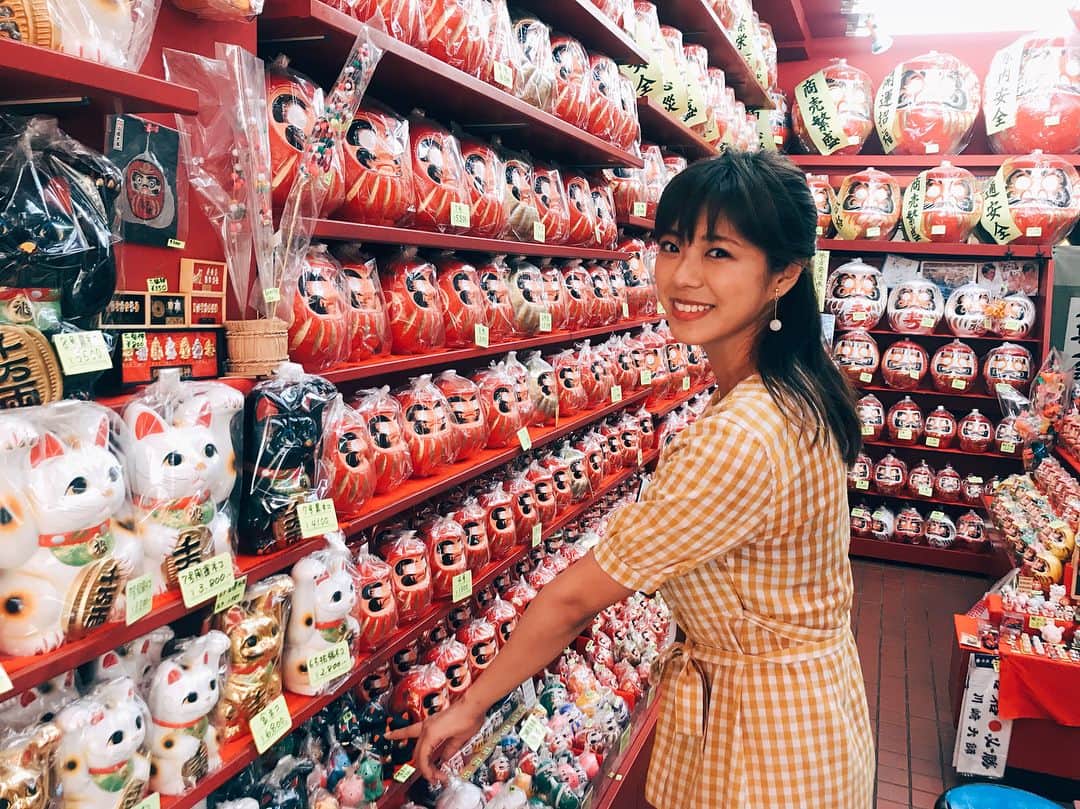 わちみなみのインスタグラム：「だるま🦊🎐 . はじめて川崎大師にいったよ😄地元っぽさを感じながらお散歩できて良かった(^o^) . #夏 #川崎大師 #お祭り #夏祭り  #夏天」