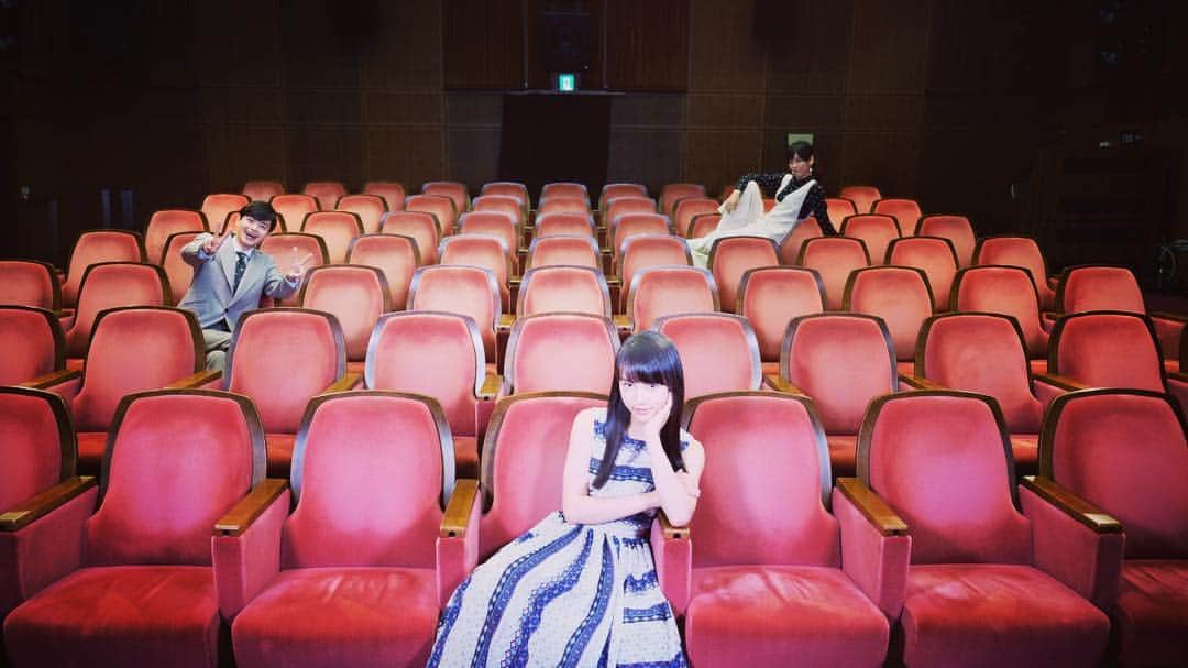 水川あさみのインスタグラム：「今夜22時NHKドラマ10で始まります「透明なゆりかご」🐣 命という宝物を見つめ直すお話です。是非。  そして、明日は土曜スタジオパークに果耶ちゃんと一緒に出ます。こちらも是非🐣」