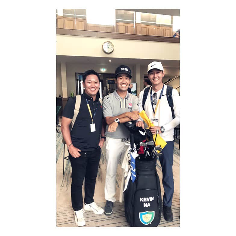 イ・ジョンジンさんのインスタグラム写真 - (イ・ジョンジンInstagram)「#theopen #scotland #clubhouse #골프  #케빈나 ~이마에 벌이...」7月20日 18時56分 - jung.jin.lee_