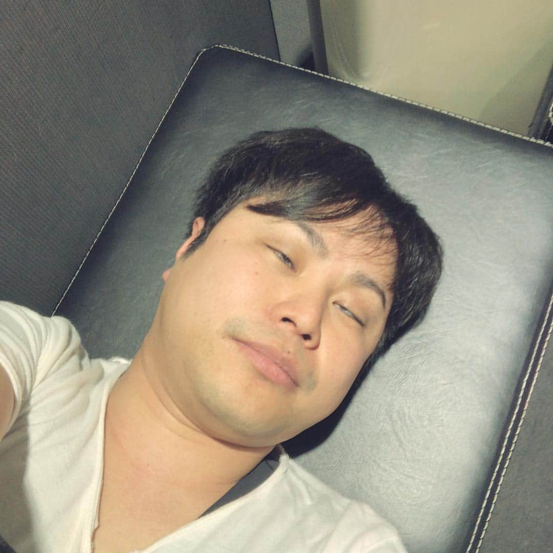井上裕介さんのインスタグラム写真 井上裕介instagram いつかの変顔 自撮り ナルシスト どうだ イケメン ではないね 一体 いつになれば 彼女 出来るんだろう 花火 海 プール 夏の思い出 作りたいなぁ 7月日 21時31分 Nonyusuke