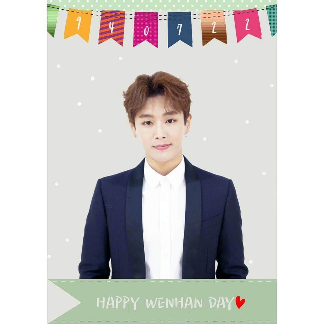 UNIQ（ユニーク）のインスタグラム：「🎂HAPPY BIRTHDAY 🎂 🌟WENHAN🌟 #UNIQ #유니크 #WENHAN #문한 #생일축하합니다 #🎉🎉🎉」