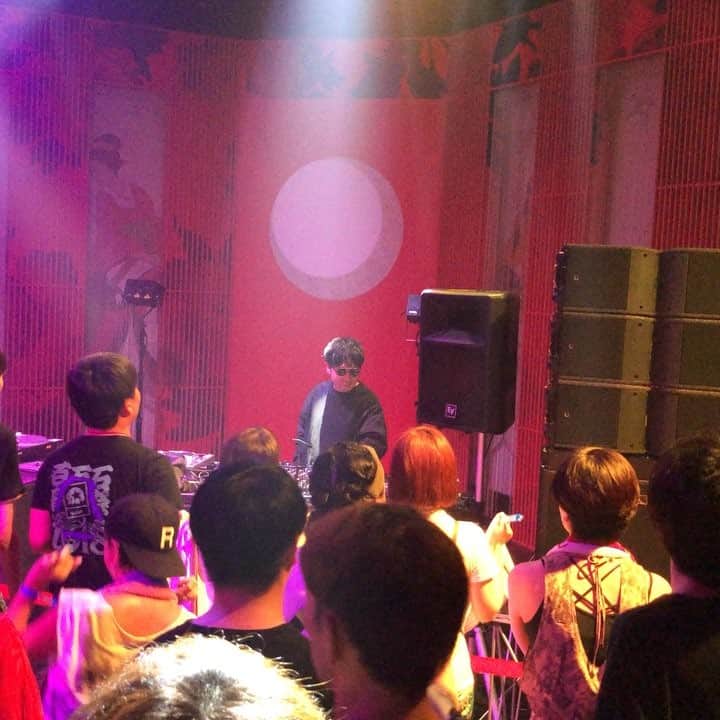 田端信太郎のインスタグラム：「‪m-floの新曲、曲名募集中だそうです！#加賀温泉郷フェス‬」