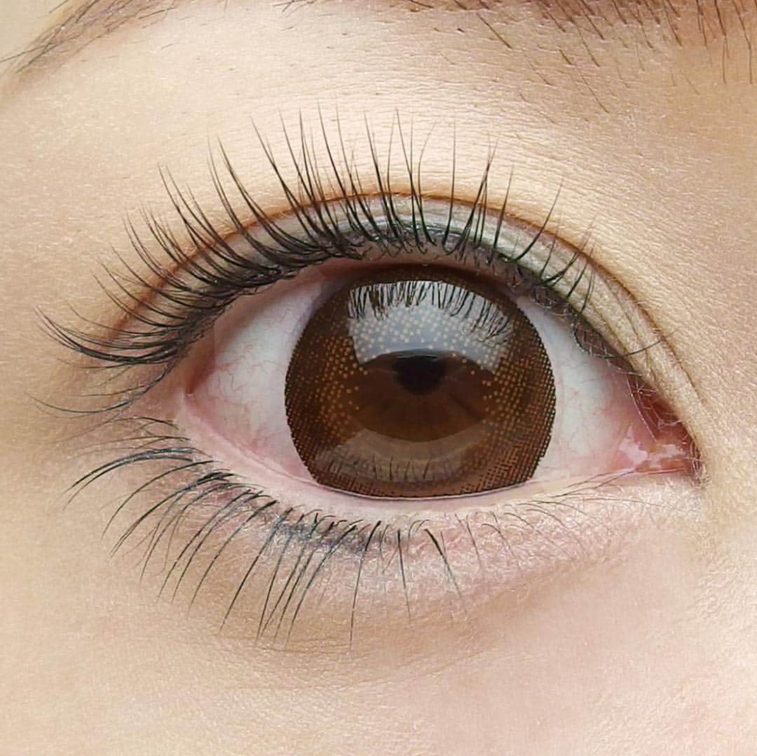 BeautySpaceO maico. ♠️eyelashsalonのインスタグラム：「まつげエクステ両目で80本の仕上がりになります👀✨ * 自然な目元の仕上がりになります。 ナチュラルだけど、存在感あり✨ * * #名古屋#名駅#国際センター#栄#まつ毛エクステ #マツエクデザイン #まつ毛カール #まつ毛パーマ#まつ毛サロン#アイラッシュ#まつ毛#マツエク#eyelashextensions #まつ育#アイリスト#アイデザイナー #目 #目力#名古屋マツエク #女磨き #女子力#美意識 #美容 #綺麗 #キレイ #美容好きな人と繋がりたい#円頓寺商店街#マスカラ#ビューラー#メイク」