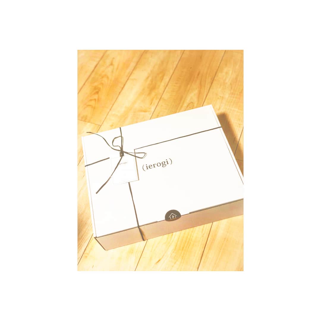 のインスタグラム：「, , @ierogi_roomwear_gift さんの パジャマ最高です♥️♥️」