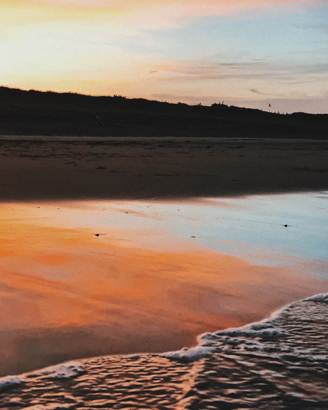 伊東大輝さんのインスタグラム写真 - (伊東大輝Instagram)「今日の夕陽めちゃくちゃ綺麗すぎた！😍😭 最高だ！！🌴✨ #beach」7月21日 21時44分 - daikiitoh