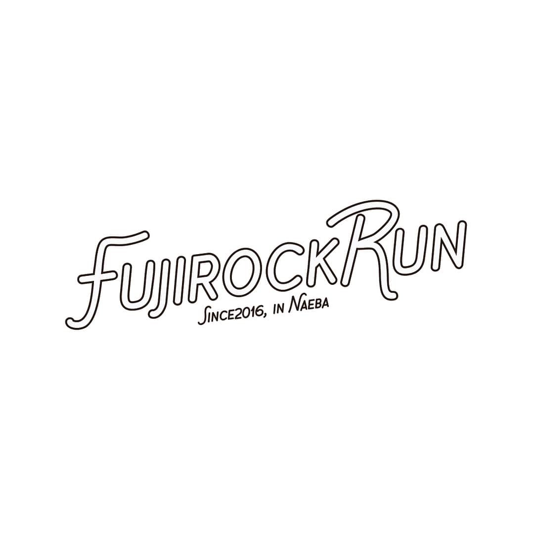 走るひとのインスタグラム：「- ＼フジロックラン開催／ 2018年もフジロックランを開催します！ 苗場の自然に囲まれた道を、早朝の澄んだ空気のなかを走り、存分に音楽を浴びる準備。走った後は、フジロックランならではの“音楽”と“ランニング”に関するトークセッションも行います。 完走者や、上位タイムでゴールした方には特典も。ぜひご参加ください！ 申し込みは7/22（日）まで。詳しくはフジロックランアカウント @fujirockrun プロフィールのURLからご確認ください。 - - - ※写真はフジロックラン2017の模様／走るひと5より  音楽をひと一倍浴びるためのアップラン 『FUJI ROCK FESTIVAL 2017』のオフィシャルイベントとして開催されたフジロックラン。雨にも早起きにも負けず、両日ともに大勢のひとが集まった。開場を待ち望むフジロッカーの間をするりと走り抜けて目指すのは、緑に囲まれた山道。ゆったりと会話しながら登ったり、競争しながら駆け上がったり……夏だけどどこかひんやりする空気のなか、体はどんどんあたたまる。日本を代表するロックフェスで存分に音楽を浴びるための、ウォーミングアップ。 - - - #フジロックラン #走るひと #走るひと5 #fujirockfestival #and_mosh #mobstyles」