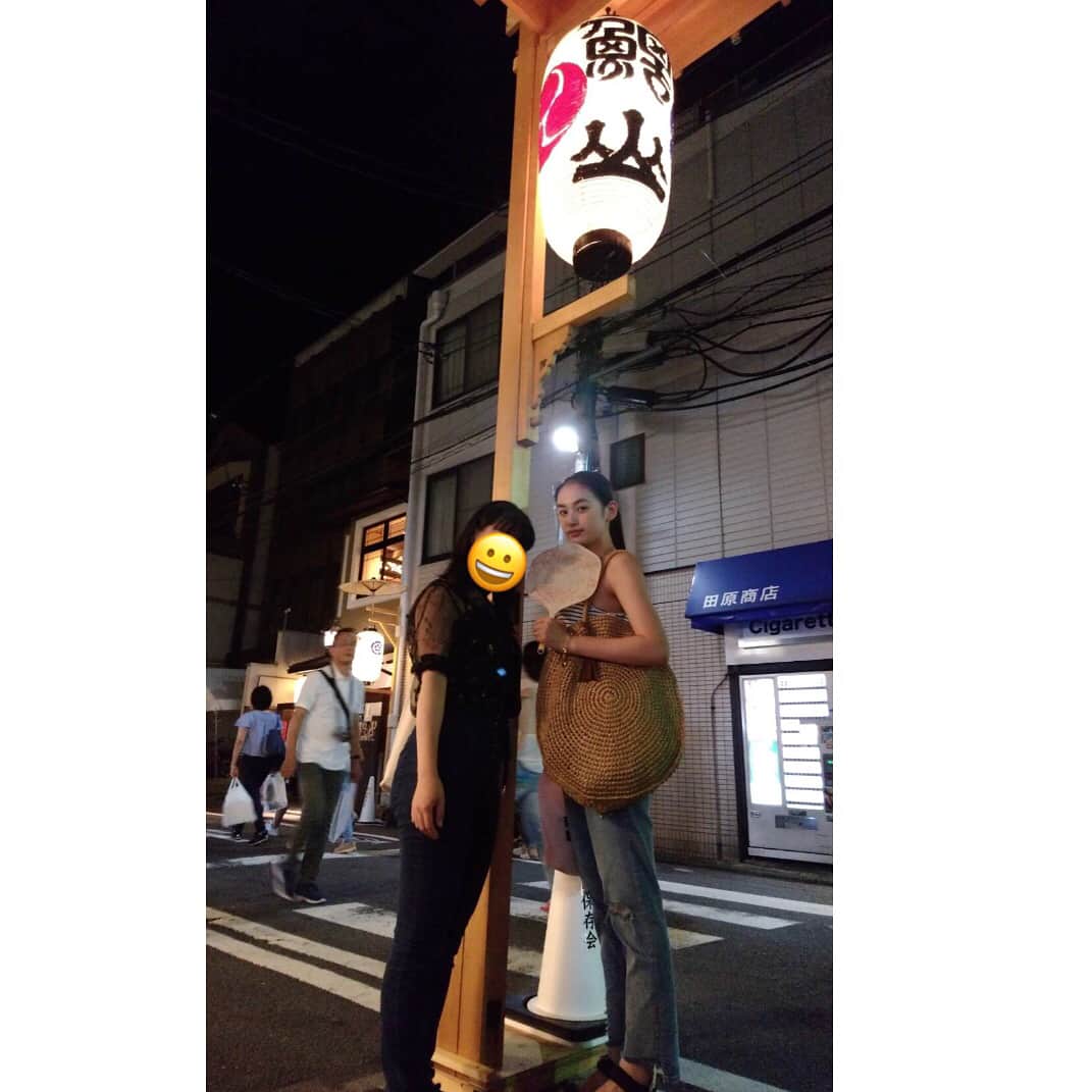 八木莉可子さんのインスタグラム写真 - (八木莉可子Instagram)「今年も、祇園祭行ってきました🏃‍♀️ 久しぶりのゆっくり出来る1日で、 久しぶりの友達とも会えて、 幸せがじわじわくる1日でした。笑 これで、エネルギー注入して、 今日からまた、がんばるぜい💪」7月22日 15時40分 - yagirikaco_official