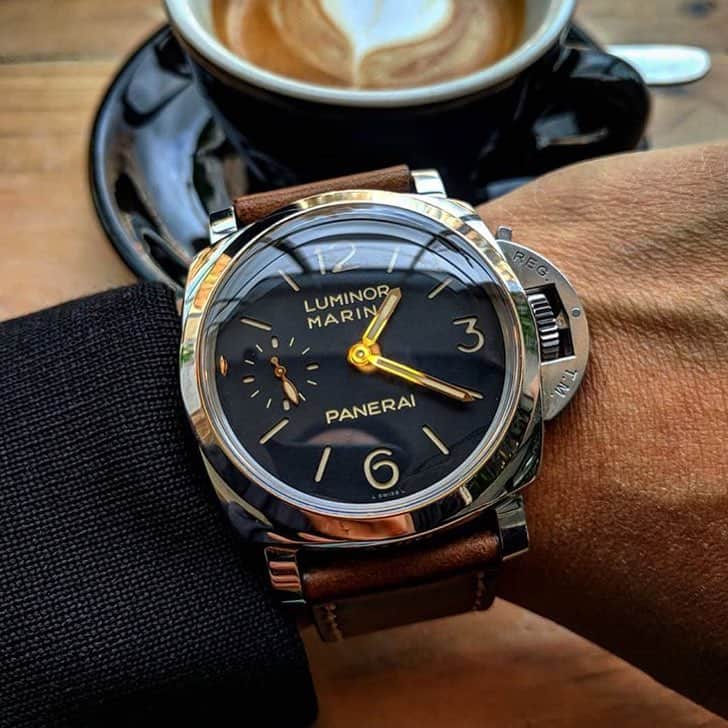 パネライのインスタグラム：「I love the PAM372 but I Lovvvvvve the #PAM422.  I guess I'm a bit partial to a sub second hand on my Panerai.  What about you? #PaneraiCentral 📷  by @watchuncleman」