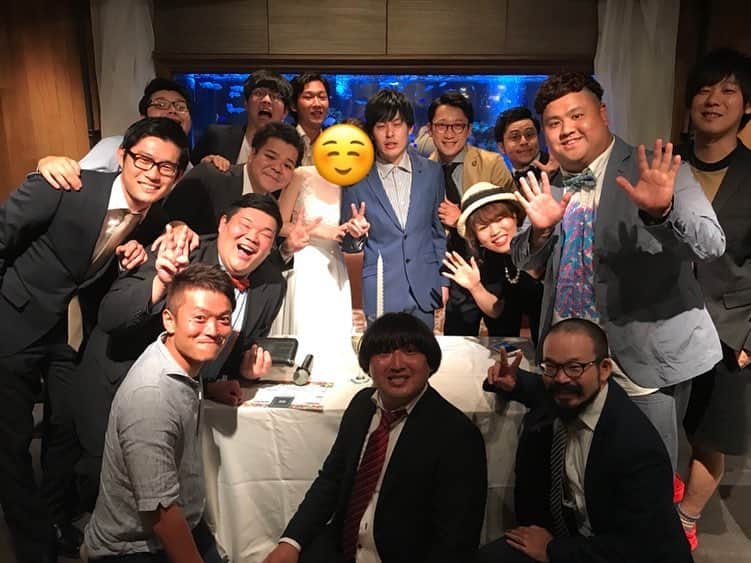 カバのインスタグラム：「一昨日、同期のヤングウッズ山城の二次会に行かせて頂きました！素晴らしく良い会でした！たくさんの幸せをありがとう！末永くお幸せに㊗️🎉✨✨✨ . #ヤングウッズ #ヤングウッズ山城 #ホリプロコム #幸せをありがとう #末永くお幸せに」