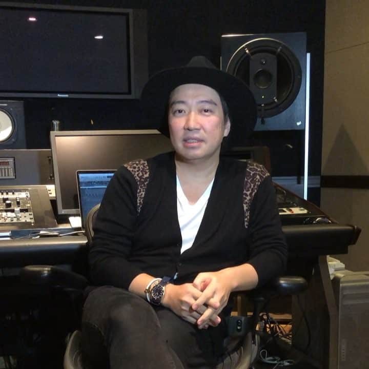 SILVA（DOUBLE SUGARSOUL）のインスタグラム：「今井了介さん(@ryosukeimai)から20周年お祝いメッセージが届きました！  #ryosukeimai #doubletakako #sugarsoul #silva_da #upload #goodday #megamix20th #20thanniversary」
