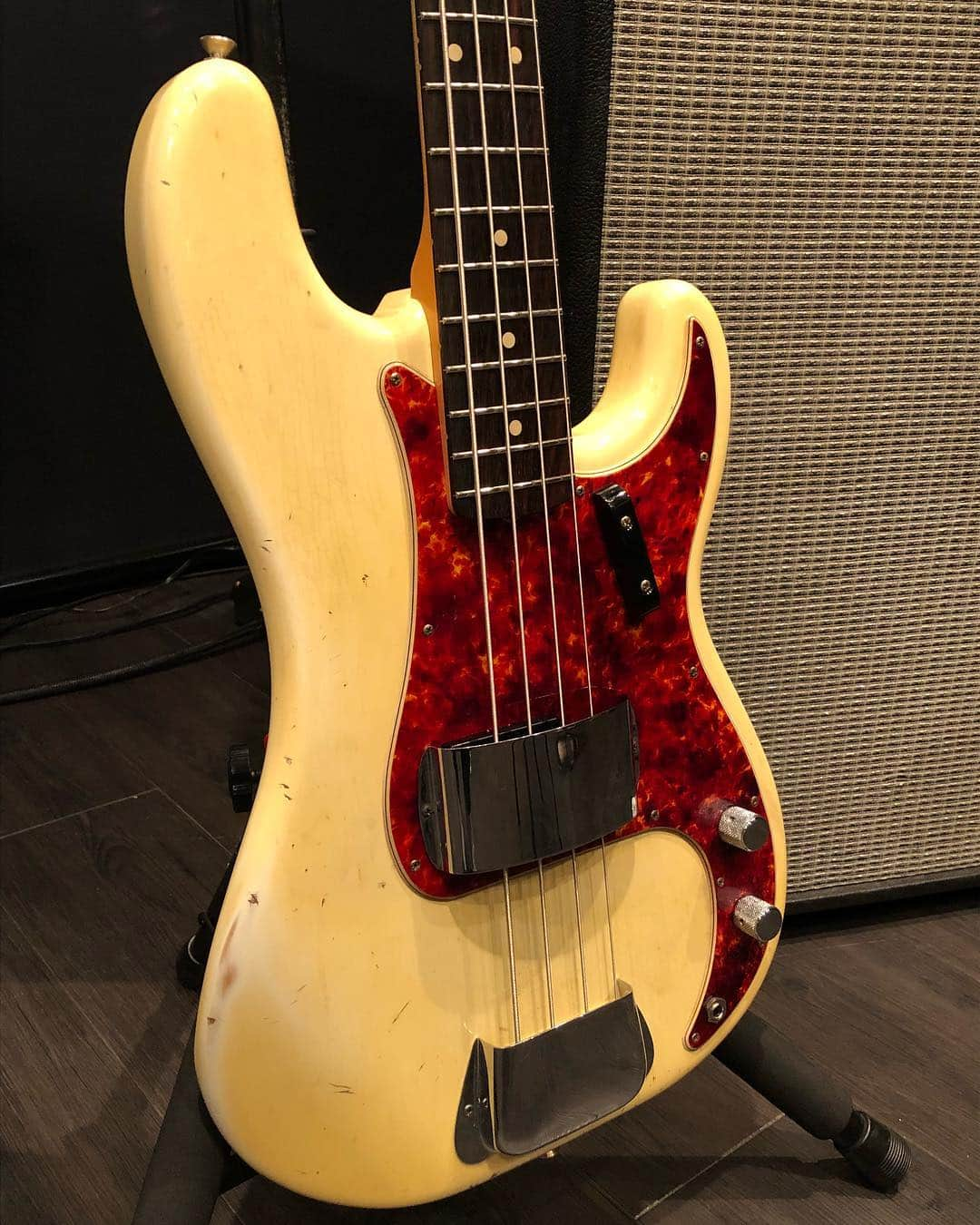 ハマ・オカモトさんのインスタグラム写真 - (ハマ・オカモトInstagram)「My New Fender P-BASS(2018) #Fender #PrecisionBass」7月23日 18時34分 - hama_okamoto