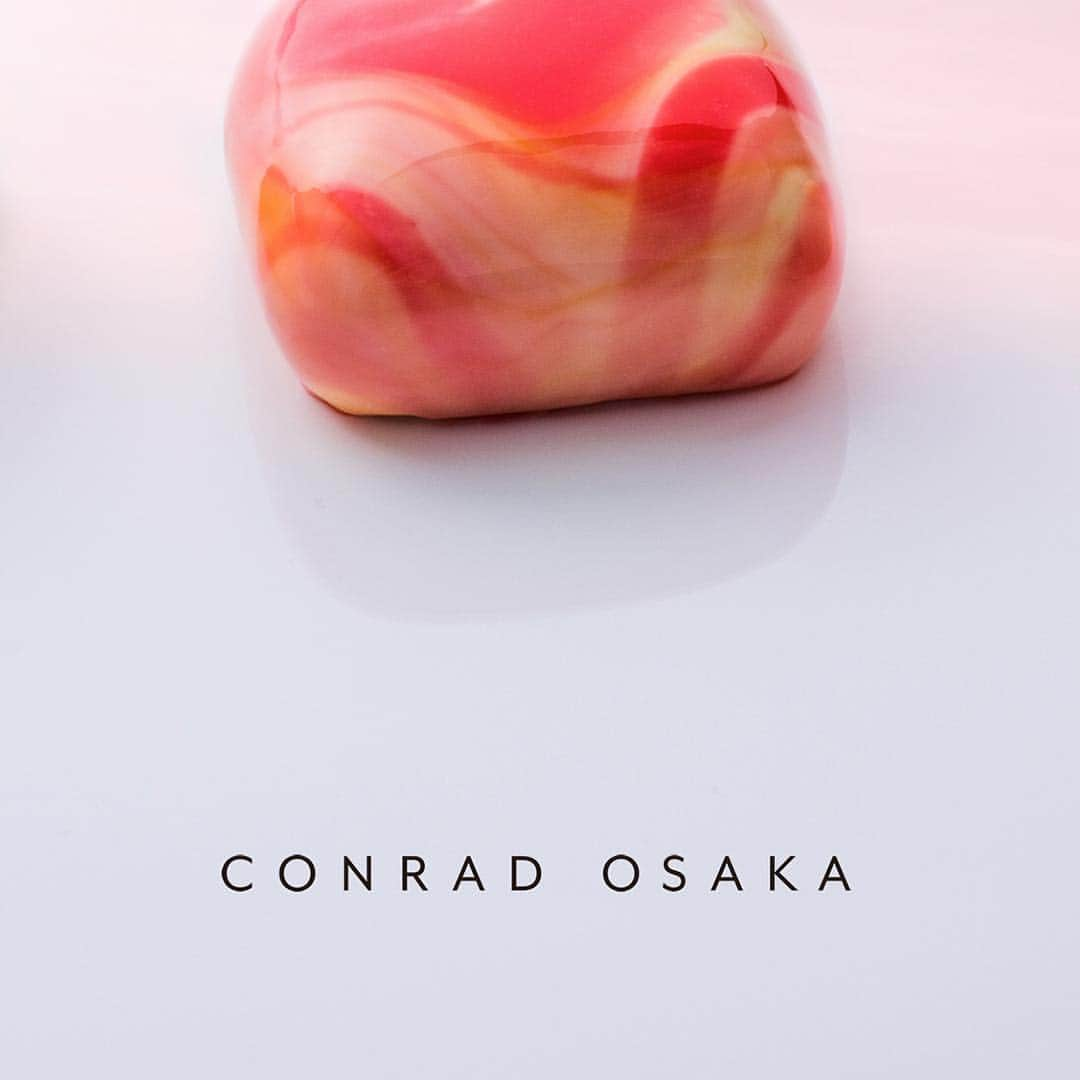 Conrad Osakaのインスタグラム