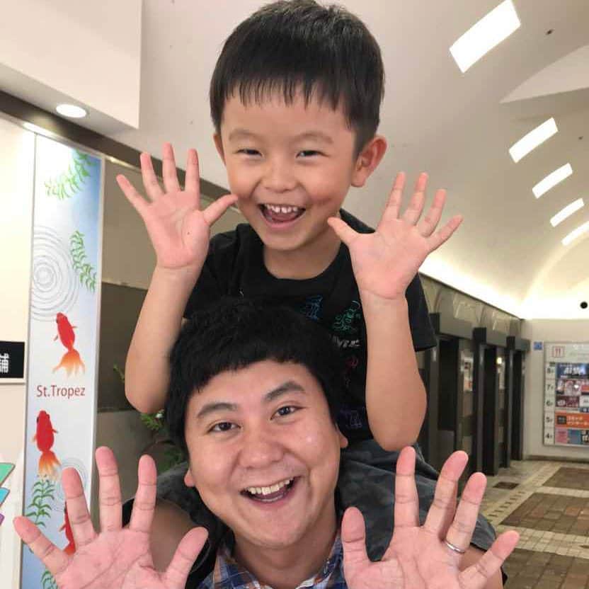 中川パラダイス のインスタグラム：「りんたろうが６才になりました  今のところまだ僕のことは好きみたいです  嫌われないようにしたいです」
