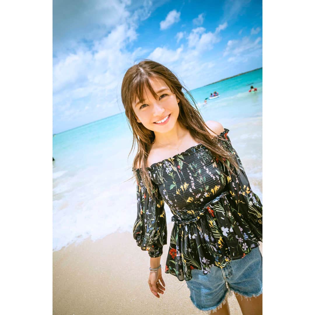 宇野実彩子さんのインスタグラム写真 - (宇野実彩子Instagram)「. #カイルアビーチ へ🏖 何度見ても最高の水色です。 もうすぐ帰ります🛫  #うの旅 #ハワイ #loveliner #ラブライナー」7月23日 21時21分 - misako_uno_aaa