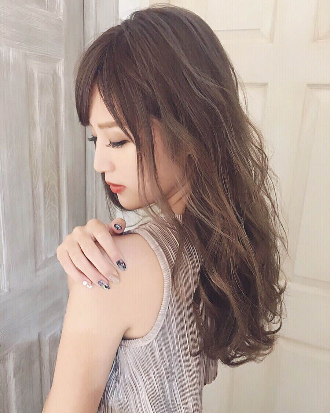 さーぽんさんのインスタグラム写真 - (さーぽんInstagram)「髪色めっちゃいい感じ🙈💋 @hairsalon_elyts  いつもエリーツ✂︎ @elyts_yone ありがとう＼(^^)／ 服は @glamlipsofficial  のだよ❤︎ #エリーツ #elyts #渋谷 #tokioトリートメント」7月24日 22時05分 - rk_27829