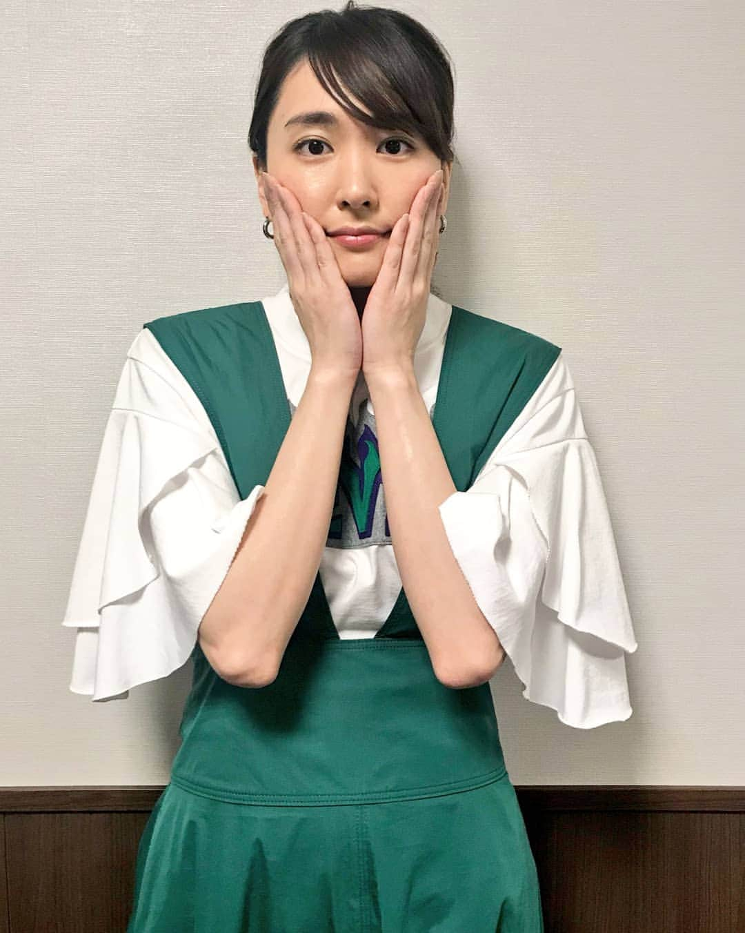 新垣結衣 ガッキーのインスタグラム：「【#新垣結衣】 🚁劇場版『#コード・ブルー』🚁 「真夏の日本縦断ツアー」in大阪・福岡も無事に終了いたしました👏🏻 福岡は雷雨による影響で開始が大幅に遅れてしまいましたがきちんと皆さまにお会いできてよかったです！！！ 2日間本当にありがとうございました☺️ #ガッキー」