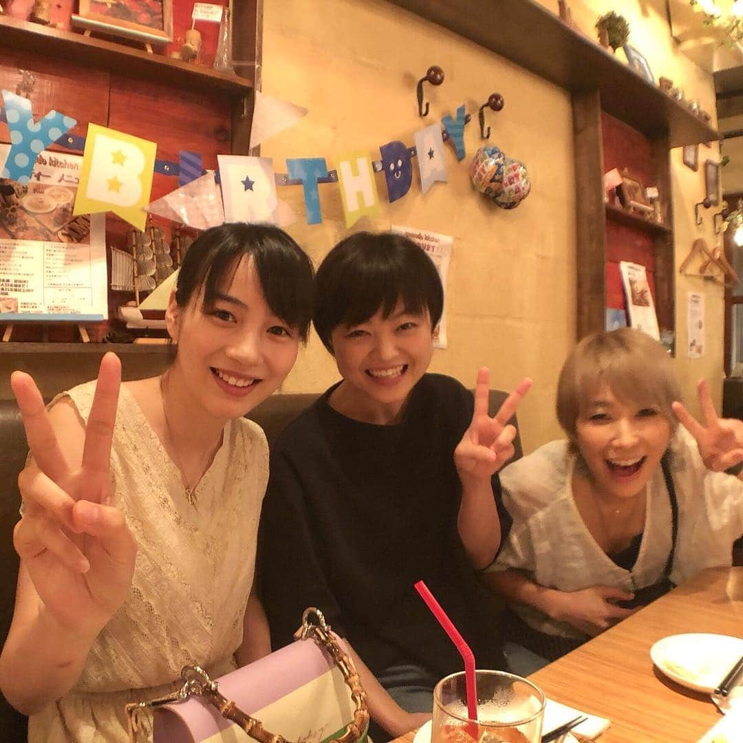 のん（能年玲奈）さんのインスタグラム写真 - (のん（能年玲奈）Instagram)「さっちんさん、弓木さんも来てくださいました〜〜！なおみちさんは後から来てくださりました！楽しかった。頑張らねば。 #若森さちこ さん #弓木英梨乃 さん #のん」7月25日 14時24分 - non_kamo_ne