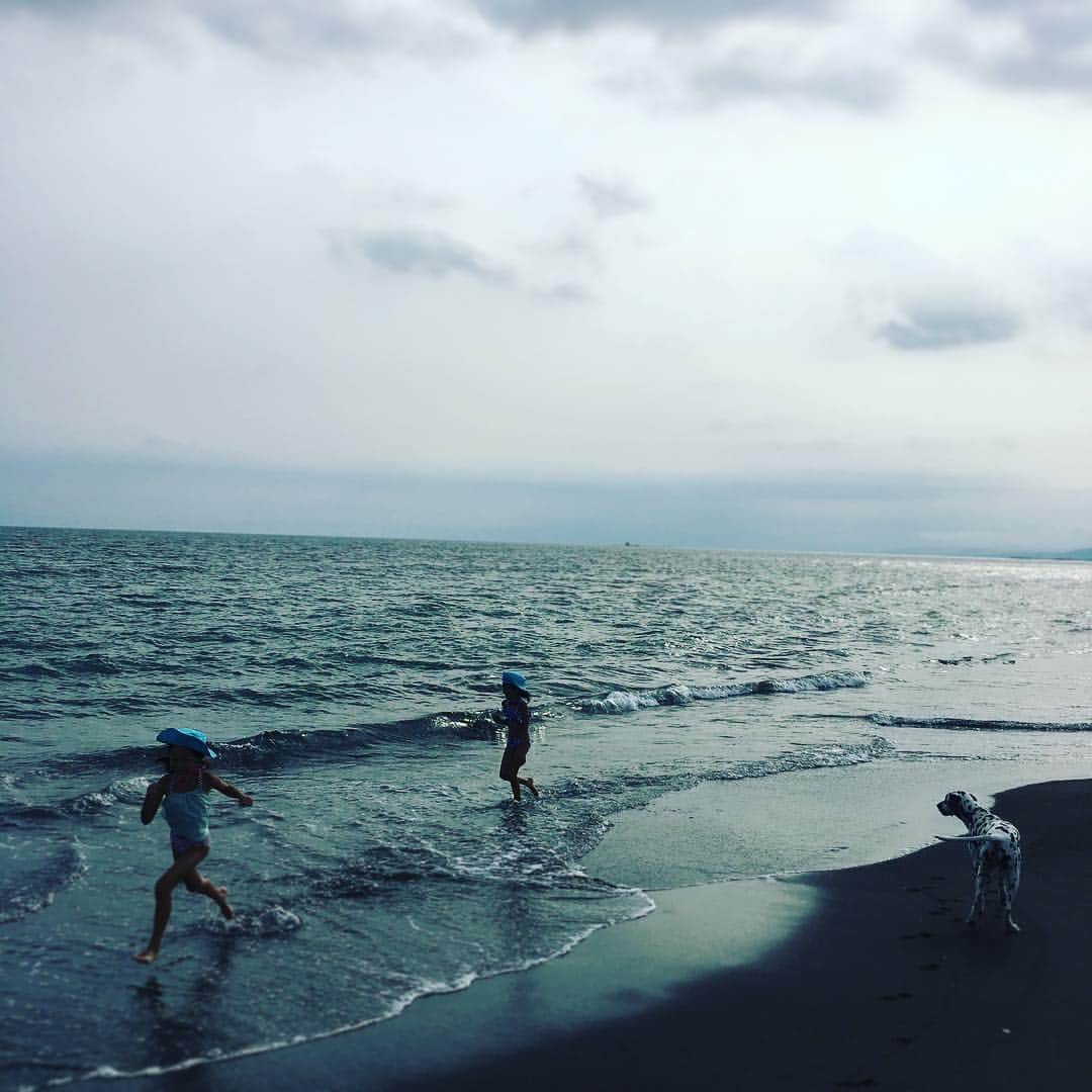 高岡早紀 さんのインスタグラム写真 - (高岡早紀 Instagram)「遅い午後の海… #夏休み #summer」7月25日 18時53分 - saki_takaoka