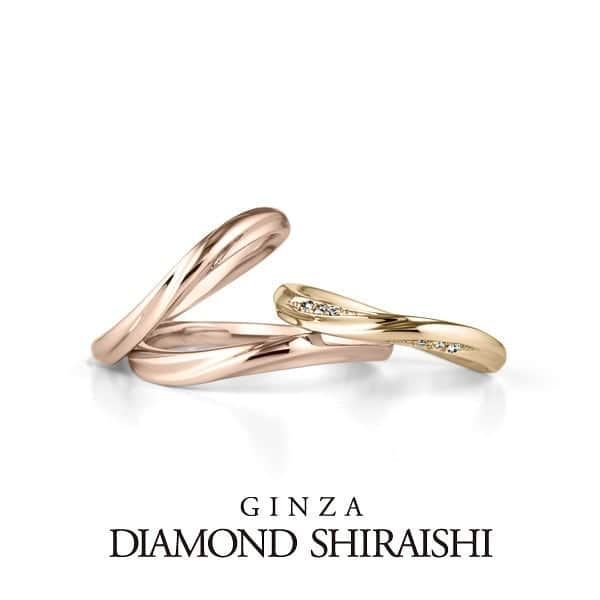 ハピハピリングのインスタグラム：「GINZA DIAMOND SHIRAISHI . Venus Feather YG,PG　（ヴィーナス フェザー YG,PG） . レディースマリッジに入ったメレダイヤモンドのラインは、 ヴィーナスの誕生を祝福する天使の羽根をイメージして。 包み込むような優しい羽根を意識したデザインには、 二人が、より幸せな未来へ羽ばたけるように、 という願いを込めています。 . . 【来店予約キャンペーン🎉】 ただいまハピハピリングから 2つのお店を来店予約されたお客様に もれなく！10,000円分の商品券をプレゼント中です🎅🎁 . 指輪を探しているけど、一店舗じゃわからない…🤔、 買うか分からないけれど、現物を見てみたい💍、 指輪選びデートをお考えの方👬、etc... . また、1店舗のみ来店予約でも 8,000円分の商品券を差し上げております🎁 ご都合に合わせてお選びくださいね📝 . . #日本中のプレ花嫁さんと繋がりたい #ウェディング #ウェディングドレス #結婚準備 #前撮り #全国のプレ花嫁さんと繋がりたい #ブライダル #ドレス #披露宴 #ウェディングフォト #婚約 #式場探し #フォトウェディング #海外ウェディング #ハワイ挙式 #ハワイウェディング #ヘアアレンジ #marry花嫁 #ハワイ #ブライダルフェア #ウエディング #ウェディングレポ #ヘアメイク #ブーケ #和装 #海外挙式 #東京 #大阪花嫁 #関西花嫁 #フォトジェニック」