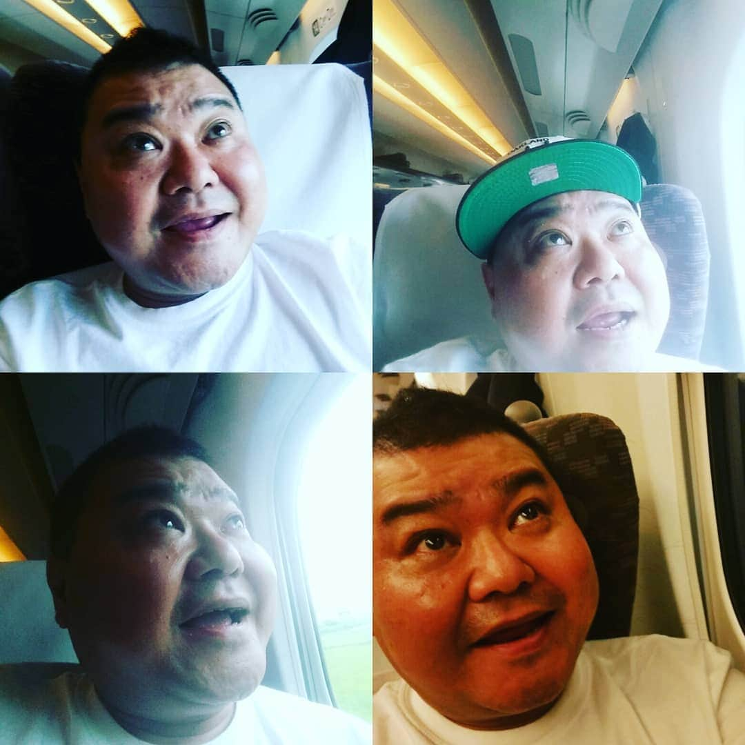 川畑泰史さんのインスタグラム写真 - (川畑泰史Instagram)「今日から日曜日まで 東京グランド花月です！  #よみうりホール #有楽町 #東京グランド花月 #新喜劇 #チャーリー浜 #未知やすえ #西川忠志 #高橋靖子 #諸見里大介 #中條建一 #小寺真理 #今別府直之 #音羽一憲 #親泊泰秀 #新名徹郎 #大阪の新喜劇 #都の皆様 #よろしくお願いいたします #頑張ります #川畑泰史 #KPP」7月26日 13時09分 - kawabatayasushi