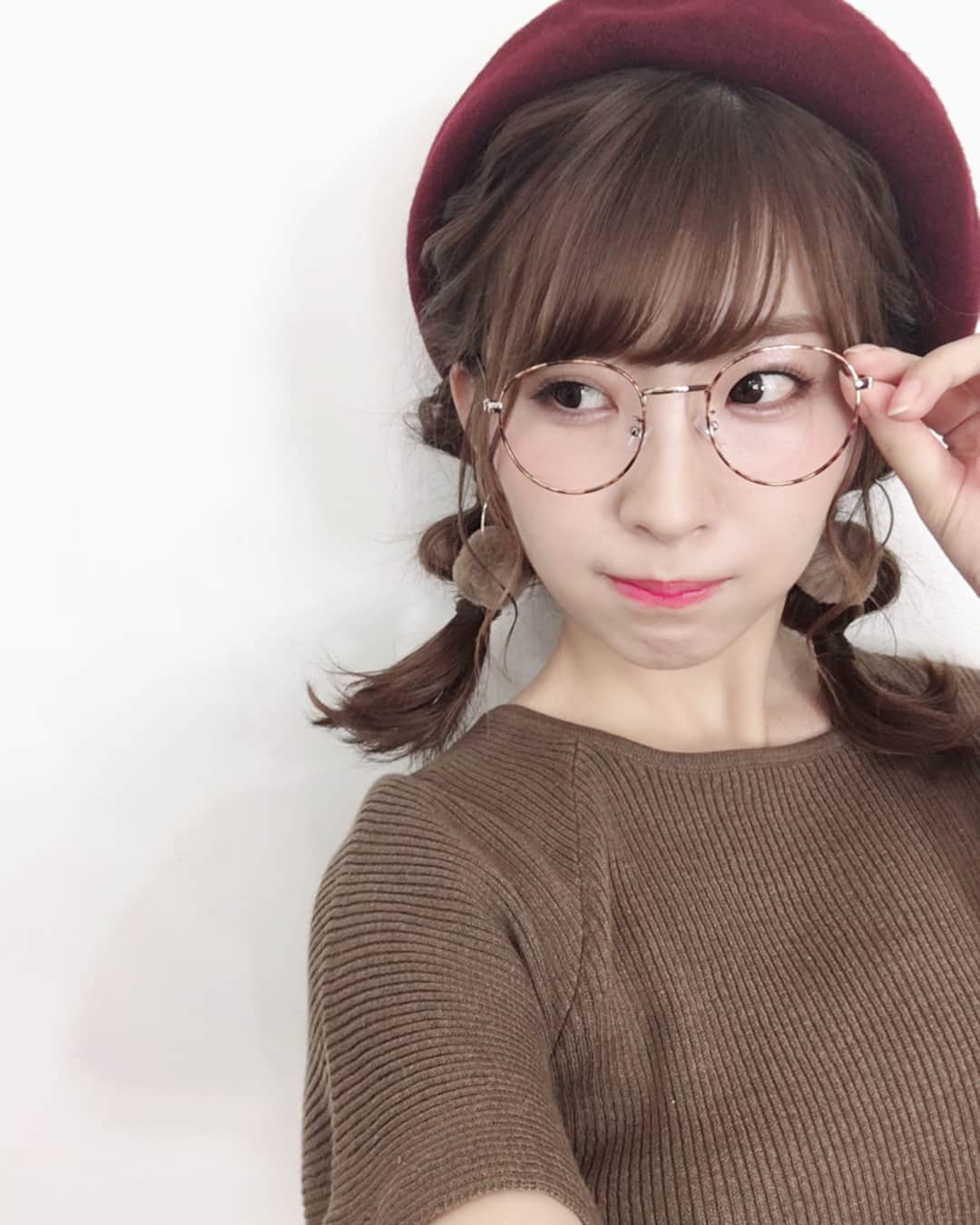 岩佐美咲さんのインスタグラム写真 岩佐美咲instagram メガネ ベレー帽 おさげ メガネ 眼鏡 メガネ女子 ベレー帽 おさげ ヘアアレンジ Hair Hairstyle Me 7月26日 13時49分 Wasaminnn