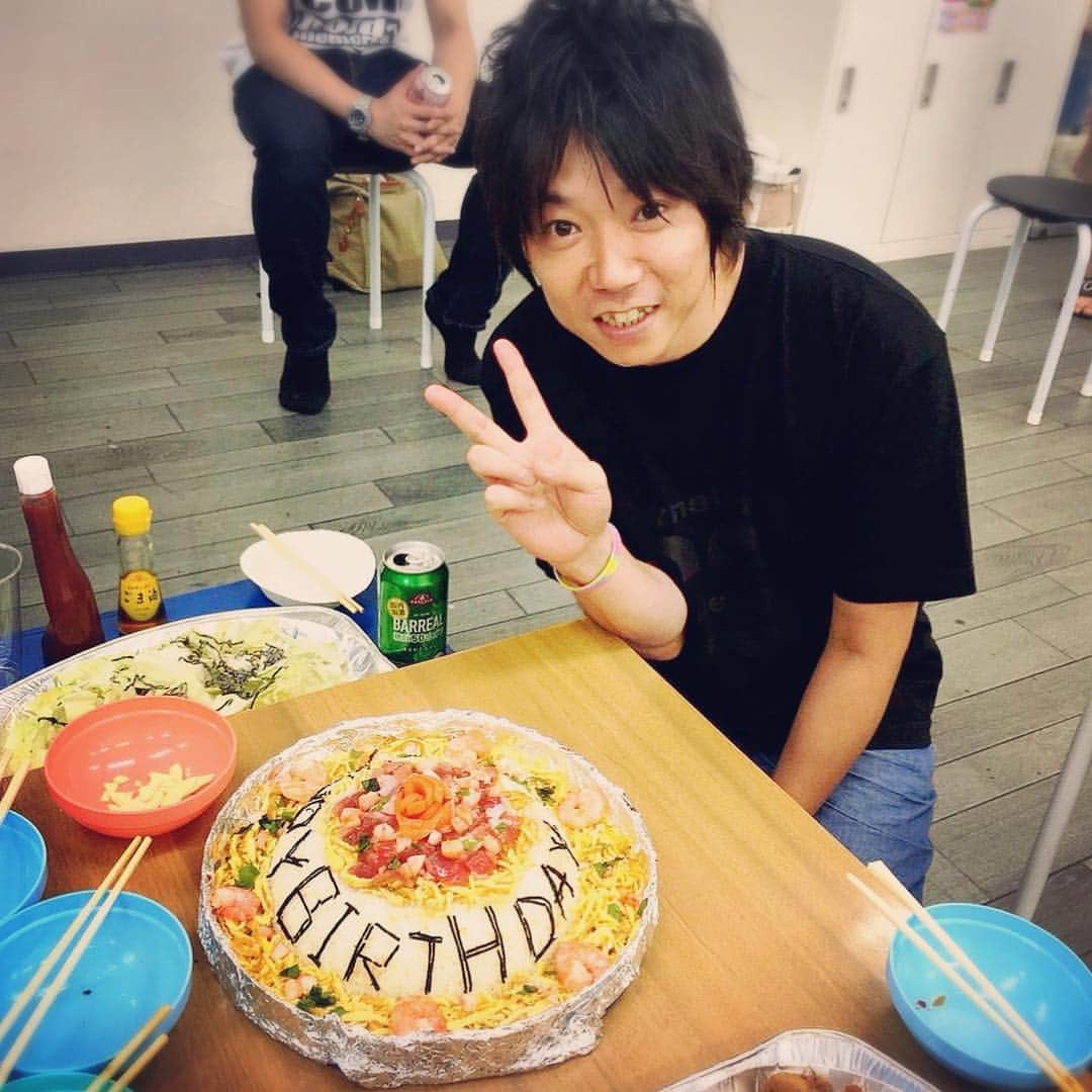 増田裕之のインスタグラム：「7月25日。44歳。 ありがとうございました！  #誕生日 #44歳 #自分の年齢に引く #感謝 #CCB #CorneliusCockBlue(s) #ルート33」