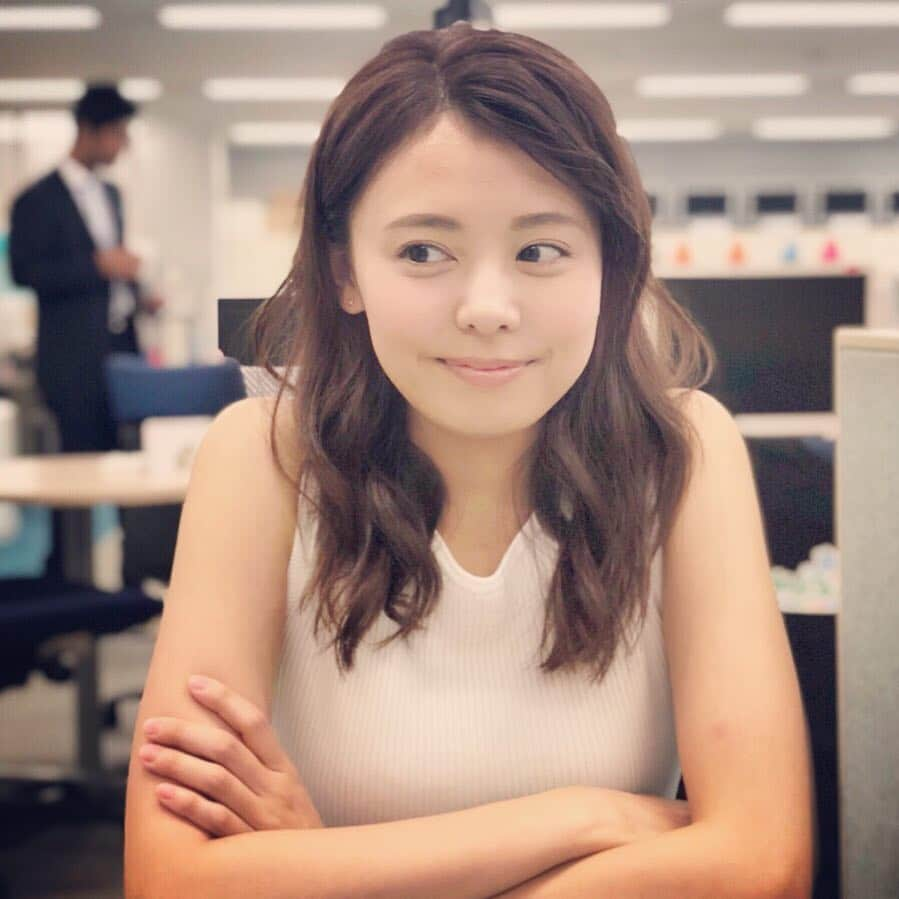 宮澤智さんのインスタグラム写真 - (宮澤智Instagram)「★ 美容室で髪を切ってもらいました💇‍♀️ 10センチほどですが涼しく乾かすのも楽に！ 前髪は試しに伸ばしてみてる中… #hairstyle #蚊にさされ」7月26日 17時43分 - tomo.miyazawa