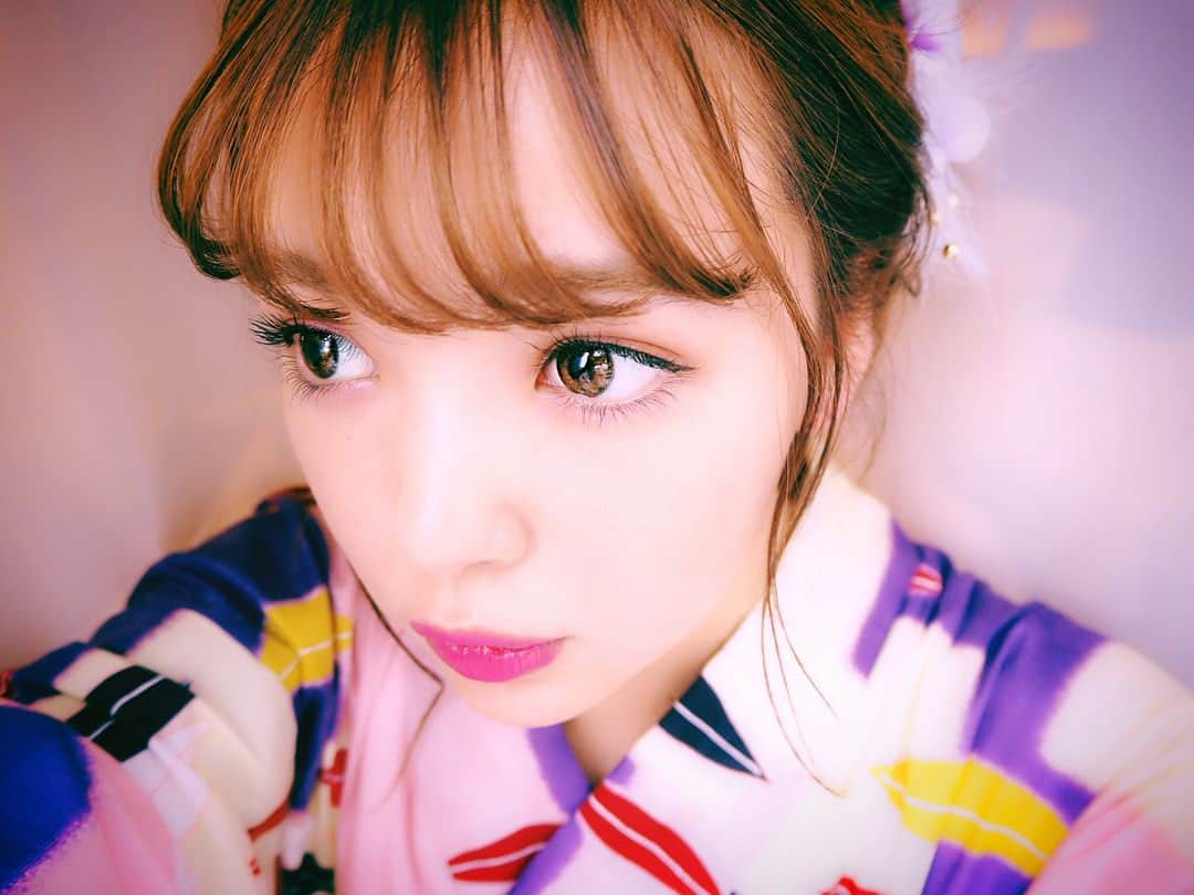 藤田ニコル（にこるん）さんのインスタグラム写真 - (藤田ニコル（にこるん）Instagram)「♡♡♡ 目に光を入れてあげると 女の子は何倍も盛れるよ❤️ また浴衣着たいなぁ☺️☺️」7月26日 18時55分 - 2525nicole2