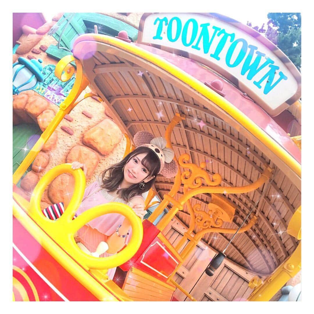 楠みゆうさんのインスタグラム写真 - (楠みゆうInstagram)「#ディズニー #ディズニーランド #去年 #toontown」7月26日 20時23分 - miyuu_yuzuriha