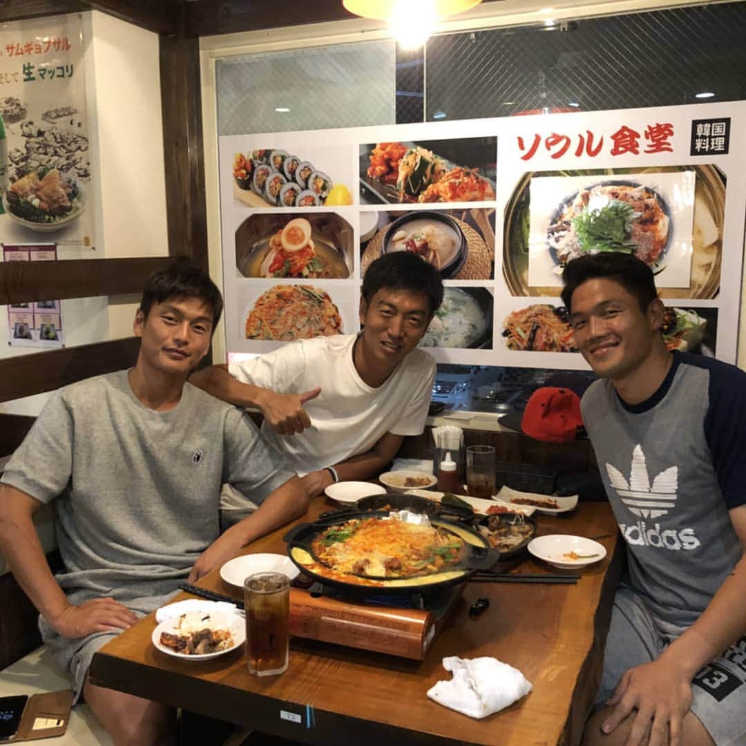 ペ・スンジンのインスタグラム：「🇰🇷 . . . #soccerjunky  #チョンソンリョン #川崎フロンターレ #ペスンジン #横浜FC  #金明豪 #韓国料理」
