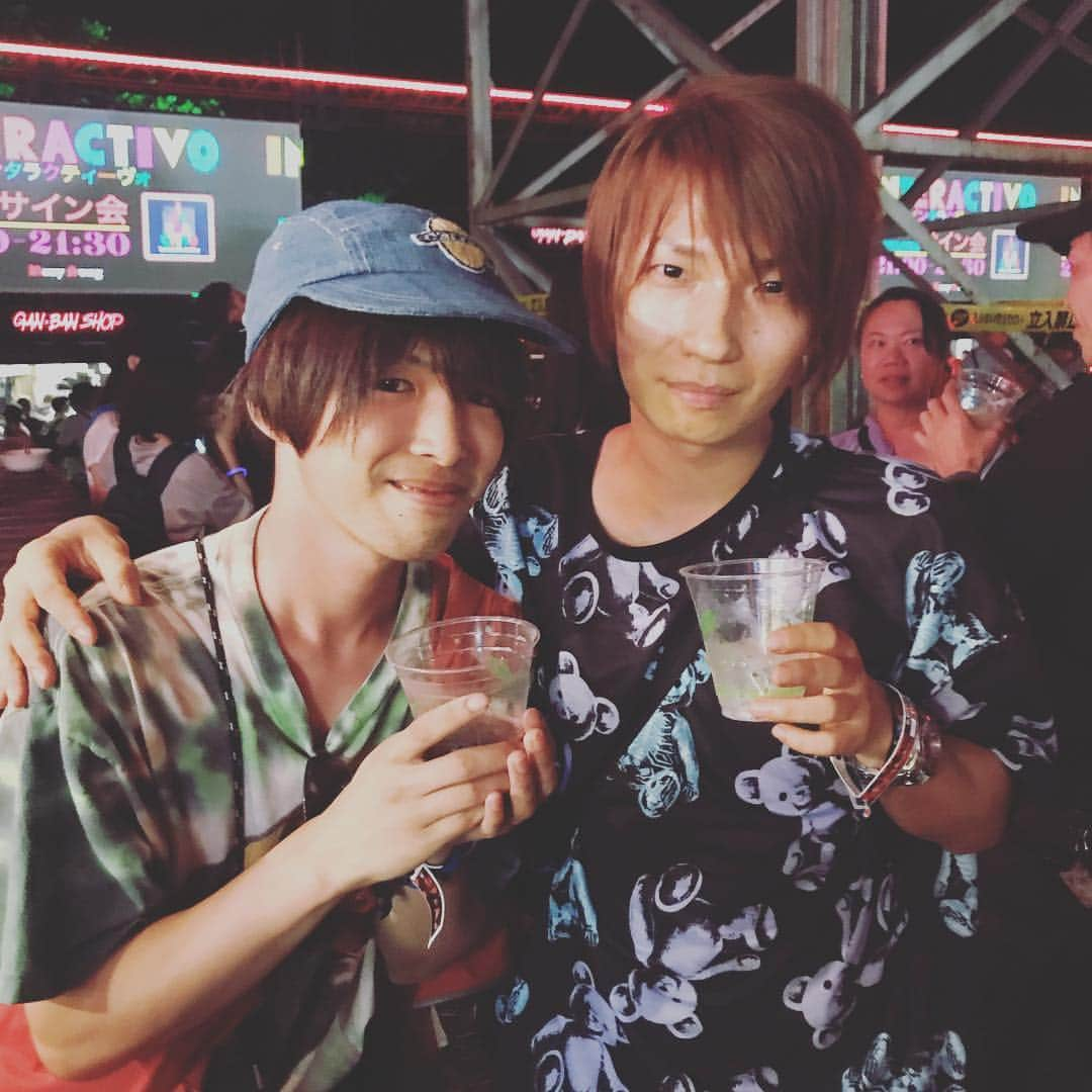 ひらのっちさんのインスタグラム写真 - (ひらのっちInstagram)「フジロック18！少年と！w」7月27日 12時54分 - hiranocchi