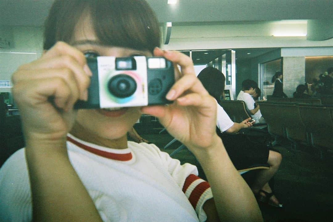 財津南美さんのインスタグラム写真 - (財津南美Instagram)「ㅤㅤㅤㅤㅤㅤㅤㅤㅤㅤㅤㅤㅤ 韓国旅行で撮ってもらった写真📷🇰🇷 現像するまでわからないわくわく感好き😌ㅤㅤㅤㅤㅤㅤㅤㅤㅤㅤㅤㅤㅤ #写ルンです#韓国#女子旅」7月28日 17時07分 - zaitsu_minami