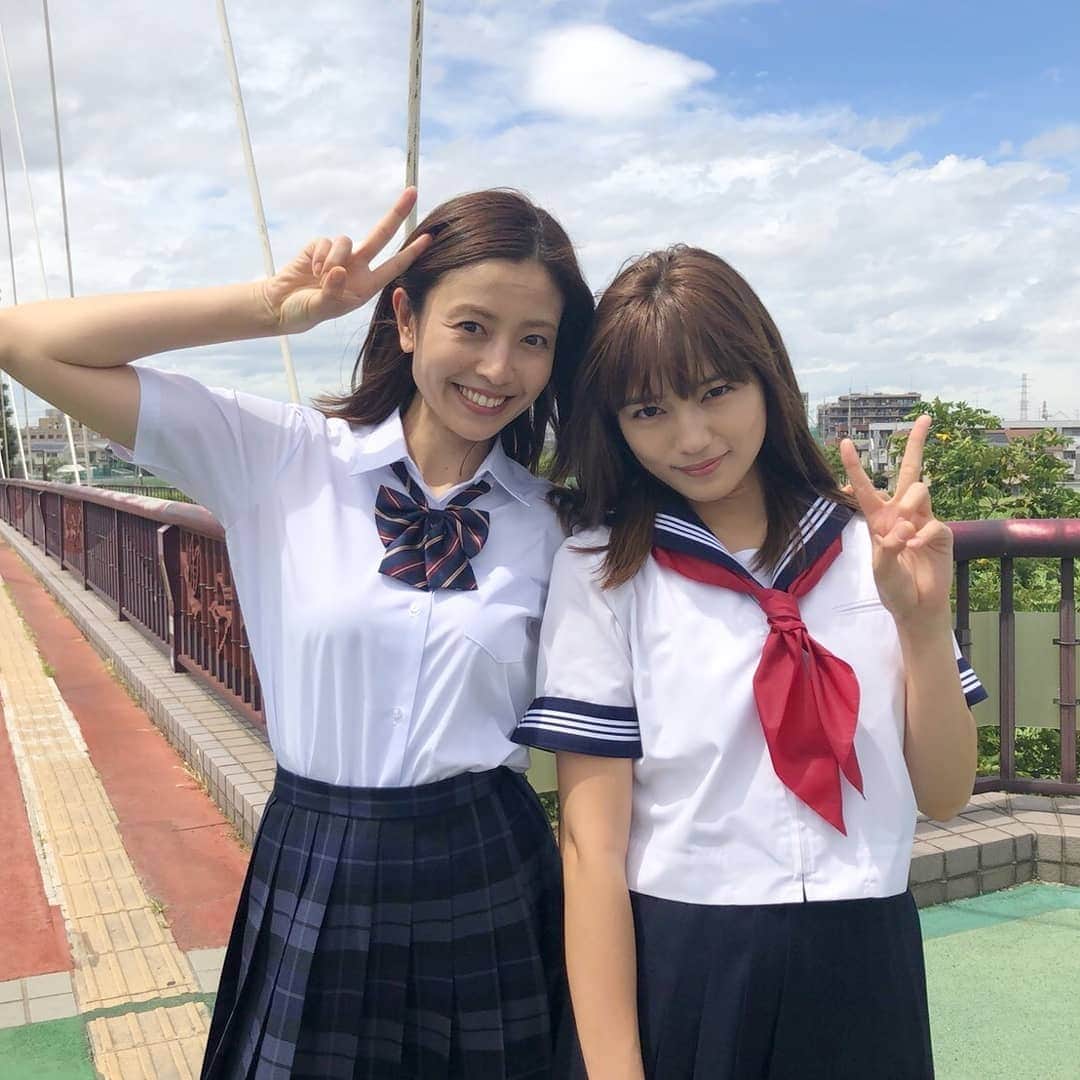 テレビ朝日「ヒモメン」のインスタグラム：「⠀ ✨#川口春奈 さんと第2話より登場するゆり子の姉・桜子を演じる#片瀬那奈 さん✨⠀ ⠀ 回想シーンで制服姿に👩‍🎓💞⠀ 乞うご期待🐱⠀ ⠀ #桜子＆ゆり子のセーラー服姿⠀ #可愛すぎる💗⠀ #優しそうに見える桜子だけど⠀ #男は仕事と年収で判断❗⠀ #翔ちゃん…⠀ #どっちも持ってない😱⠀ #最強のヒモカップル👩‍❤️‍👨⠀ #翔ちゃんとゆり子⠀ #最大の難関をどう乗り越える⁉️⠀ #川口春奈⠀ #片瀬那奈⠀ #土曜ナイトドラマ⠀ #ヒモメン⠀ #第2話⠀ #8月4日(土)23時15分～💫」