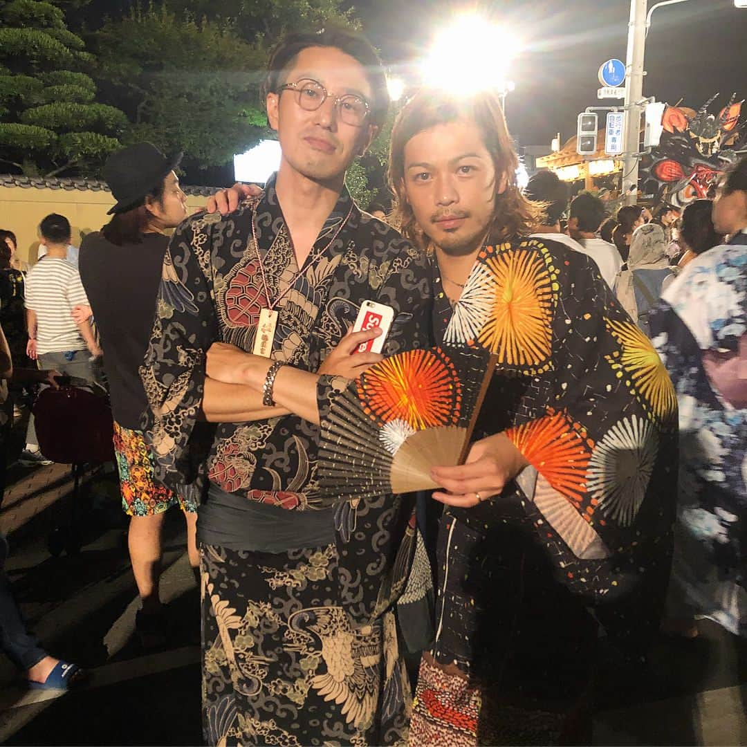 馬場一馬さんのインスタグラム写真 - (馬場一馬Instagram)「10年ぶりの大蛇山祭り🏮🐲 ㅤㅤㅤㅤㅤㅤㅤㅤㅤㅤㅤㅤㅤ 浴衣は友人のブランド @f_lagstuf_f  #大蛇山 #大牟田#福岡#よいさーよいやさー#浴衣 #flugstuff」7月29日 17時23分 - babakazuma